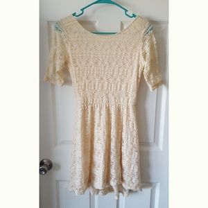 🌻Rewind Lace Dress